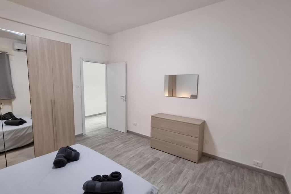 Intero Ampi Spazi Comodo Wtc Scassi Fiumara Apartment *