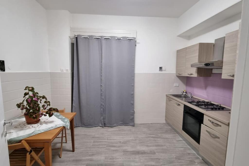 Intero Ampi Spazi Comodo Wtc Scassi Fiumara Apartment *
