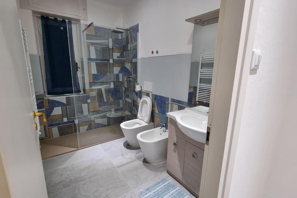 Apartment Intero Ampi Spazi Comodo Wtc Scassi Fiumara *